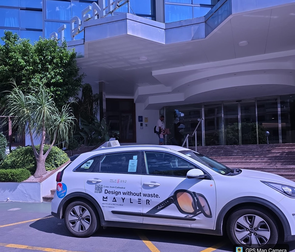 Taxi para estaciones de tren y autobús en Valencia